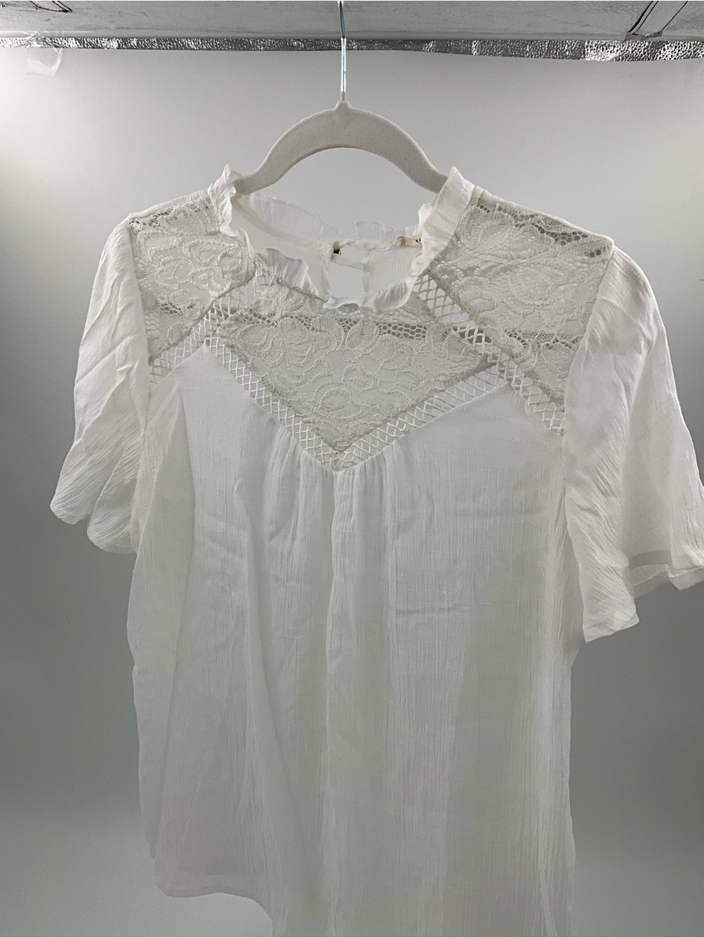 Parallel Skies Lightweight White Ruffle-Yoke Lace Short Sleeve Blouse